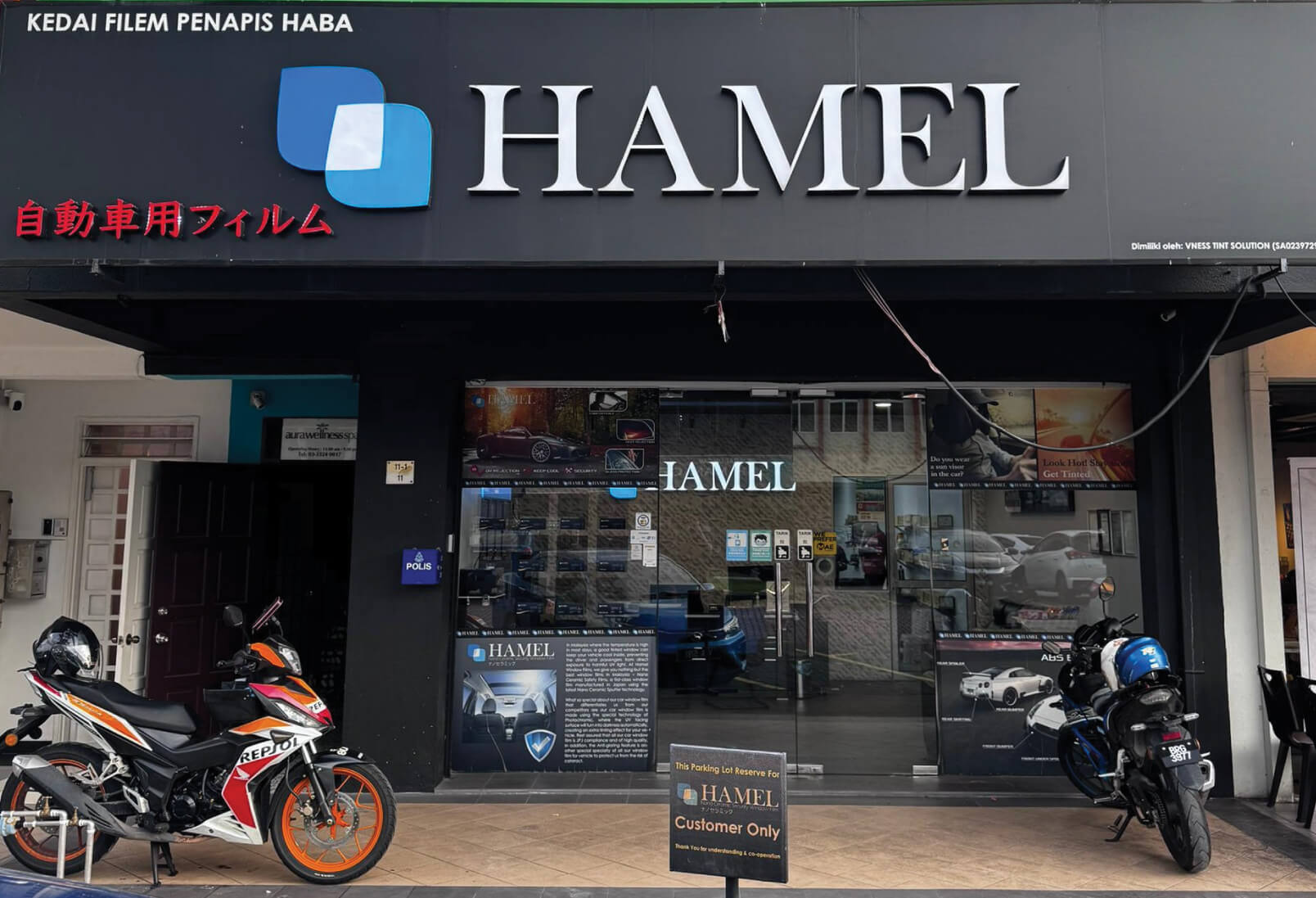 Tint Shop Bandar Botanik
